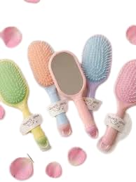 Mini Travel Detangler Brush, Small Purse-Sized Hair Brush for Kids, Girls, Anti-Static, Heat Resistant, Painless Combing for Curly, Wet, Dry Hair () She has a mirror