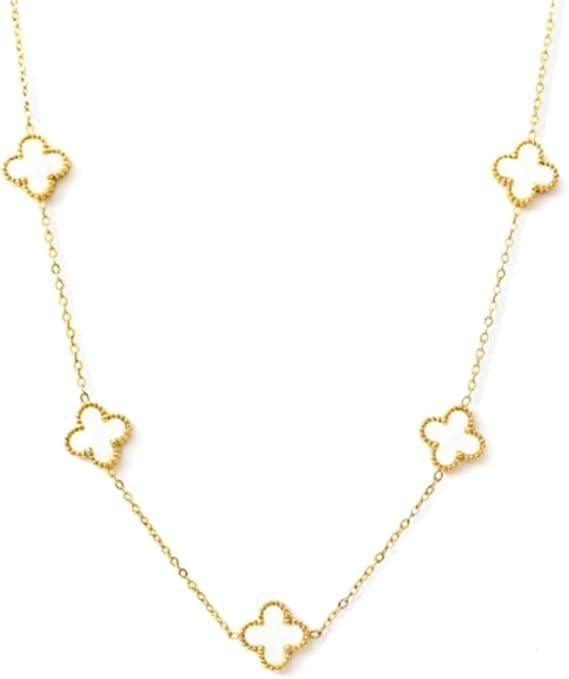 Gold Necklace - Exquisite Four Leaf Clover Pendant with a Delicate Chain and Floral Station Design for a Touch of Elegance