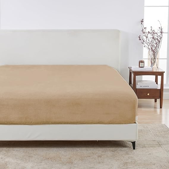 Heavy Plush Bed Warmer with Elastic Edges to Ensure Stability and Full Warmth (Beige, 160 * 200 * 30cm)