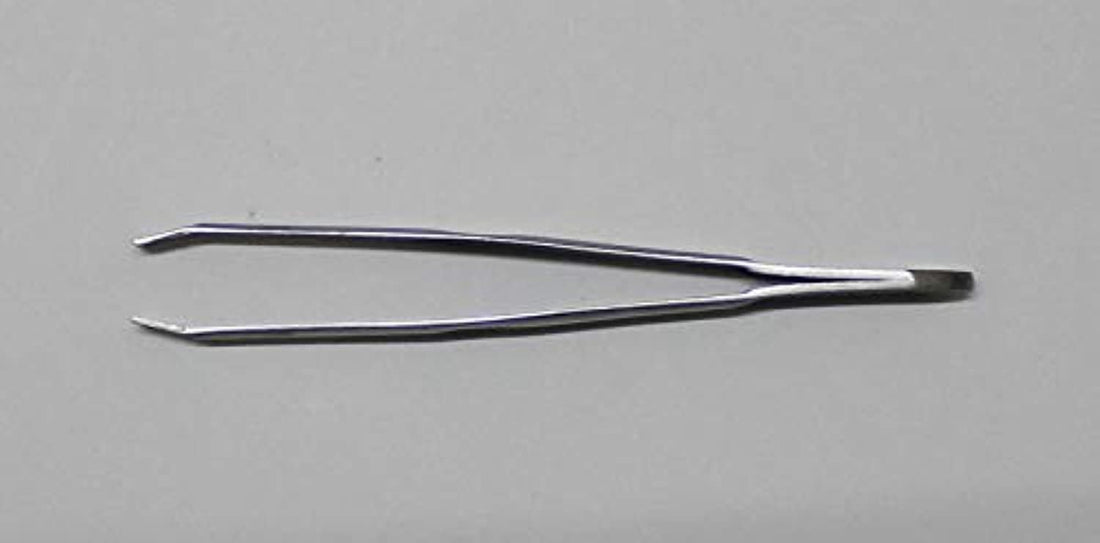 Eyebrow & Face Tweezer(one year gurantee) (one year warranty)