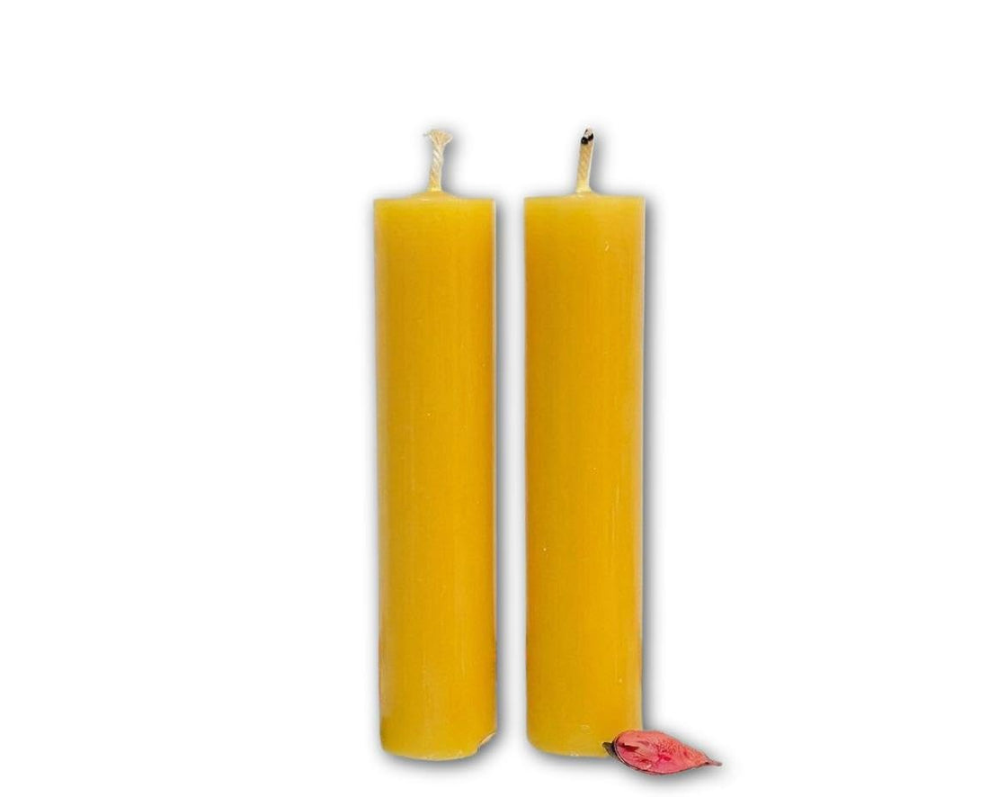 Ambiance Candle - Powerful, lasting scent that gently fills your space with warmth and romantic charm for unforgettable evenings. (M12 – 2 pcs, Yellow)