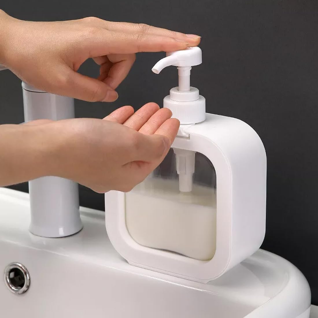HOOPOES 300ml Plastic Empty Hand Liquid Soap Dispenser Bottle | Handwash Bottle for Wash Basin | Refillable Shampoo Lotion Bottle with Pump Head, Ideal for Kitchen Bathroom & Sink or Shower