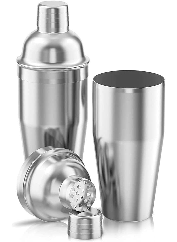 Professional 750ml stainless steel cocktail shaker – 3-piece design with built-in strainer – luxurious silver color for drinks and parties by Infinity Plus