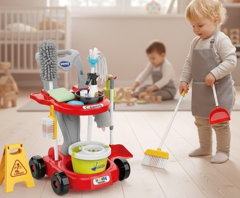 The "Little Helper" set is the perfect toy to turn cleaning time into a fun adventure The trolley includes a complete set of realistic tools in miniature sizes, perfect for little hands: