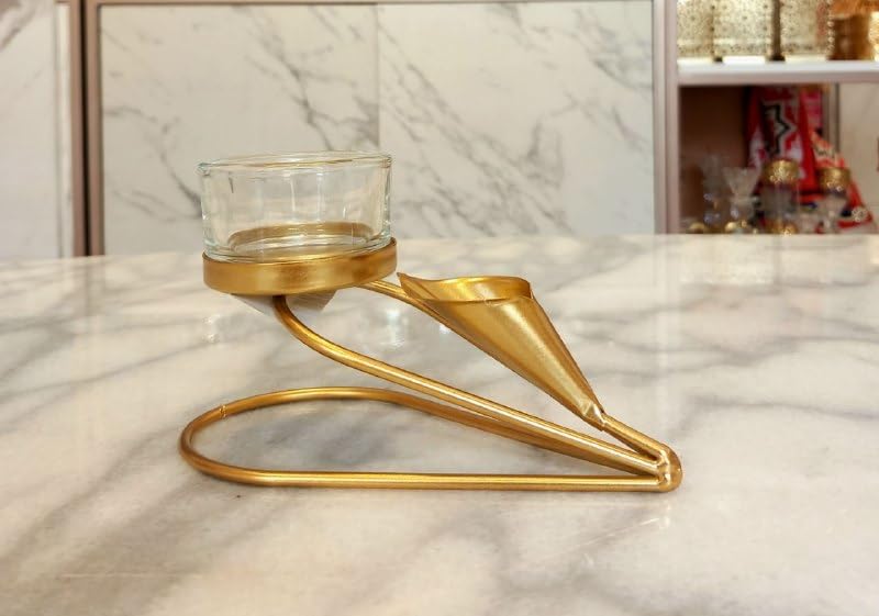 Metal Candlestick Holders Taper Candle Holders, Candle Stick Holders Kit Decorative Candlestick Holder for Wedding Party Dinning Table Centerpiece Home Decoration - Gold -1 Candle