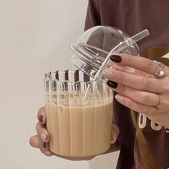 Zephorus Cute Drinking Glasses with Glass Dome Lid and Straw, Reusable Wide Mouth Smoothie Cups 15oz Glass Coffee Iced Cup Tumbler Glass Bubble Tea Cup for Coke Soda Home Office Bar(White)