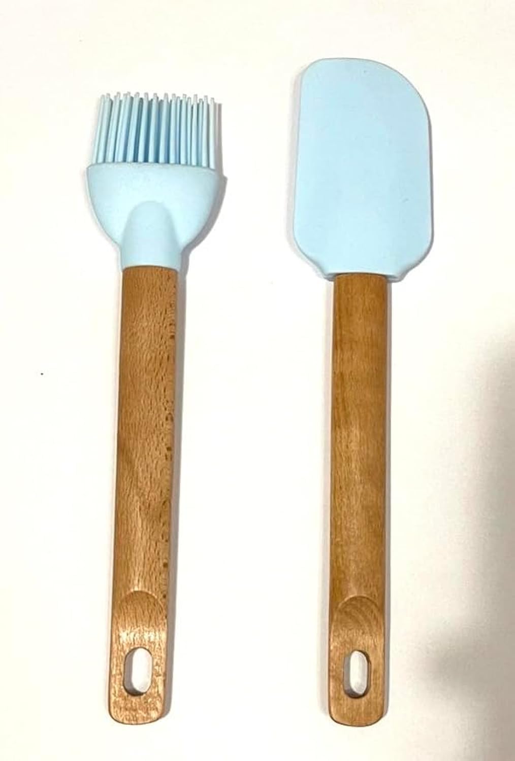 Downtown Silicone Basting Oil Brush and Spatula Set with Wooden Handles, Light Blue Baking Tools, Heat Resistant Kitchen Accessory Set for Spreading Butter, Sauce and Cake Decorating