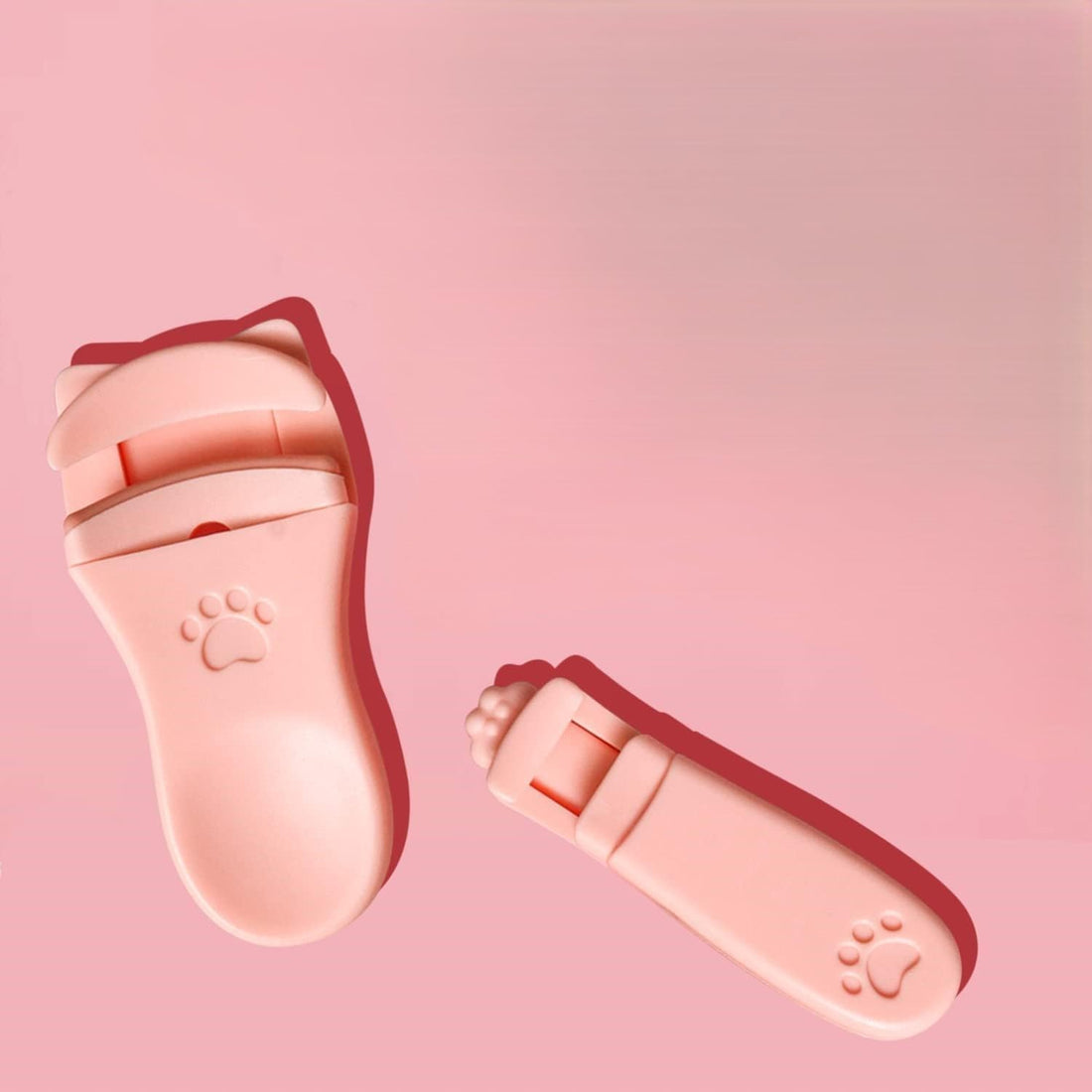 FOMIYES Mini Travel Eyelash Curler, Professional Eyelash Curler with Cute Pink Design for Short and Asian Lashes, Includes Bonus Curling Comb for Long Lasting Natural Results.