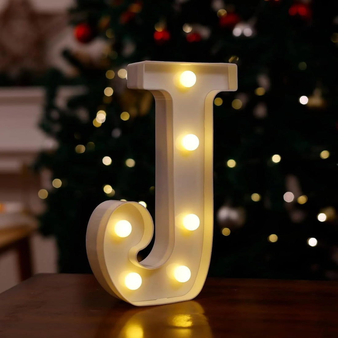Wonka Catch.Up LED Digital Decorative Light, Letter and Number Decoration Lamp, Battery Night Light, Festival Party Decoration Lamp, Valentine's Day New Year All Holiday Decoration (J)