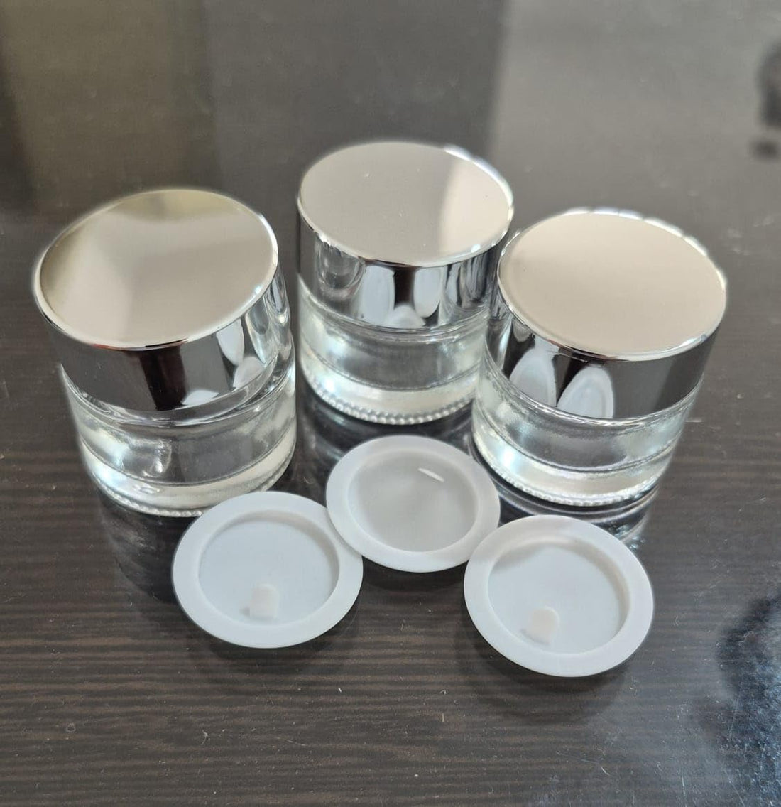 20ml Clear Glass Jars with Silver Glitter Lid, Set of 3 with Leak Proof Cosmetic Jar