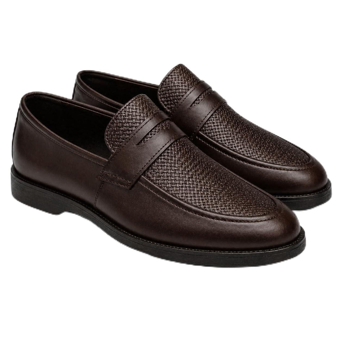 Men’s classic loafer shoes made of genuine leather – slip-on design with a distinctive patterned finish, a comfortable insole, and a durable flexible sole. Size -