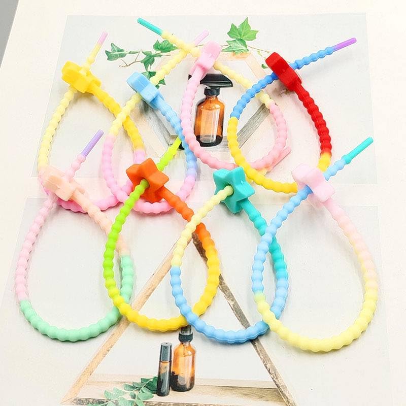 Multi-Purpose Silicone Clips – 3 Pack Bag Sealers, Cable Organizers & Wrist Accessories – Soft Reusable Clips for Home & Office (Two packs (6 pieces))