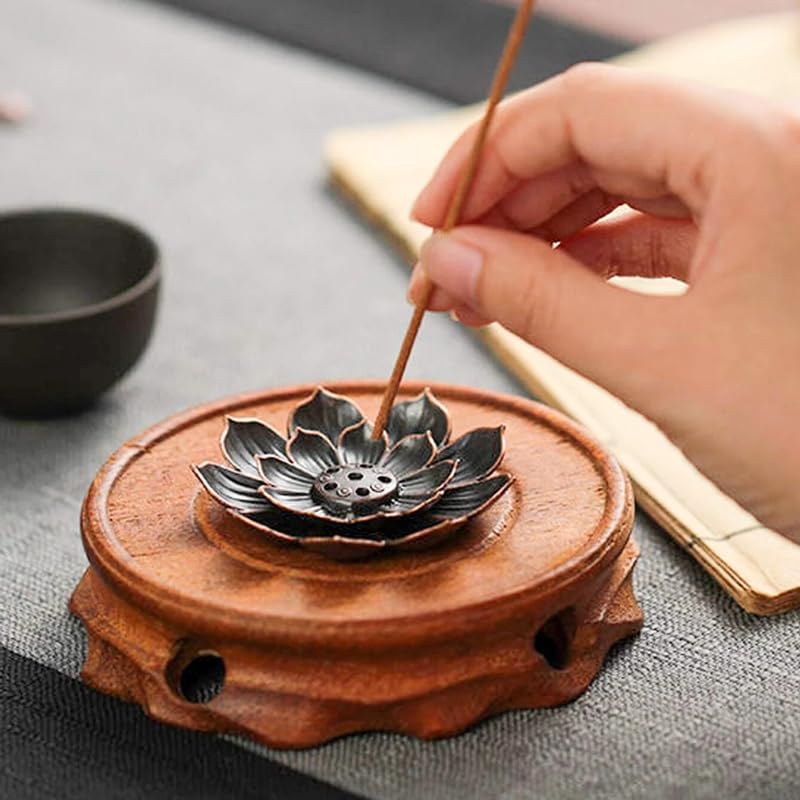 Elegant copper lotus incense stick holder for home and office The size is approximately 5.5 cm