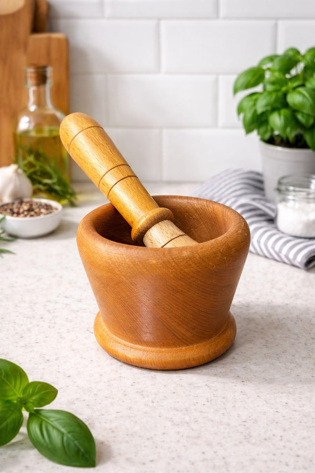 Natural Wood Mortar and Pestle, Manual Grinding Tool for Spices, Garlic, Herbs and Nuts, Non-Slip Base, Kitchen Prep