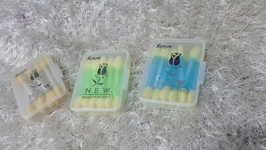 Set of 50 eyeshadow brushes - 2 in 1