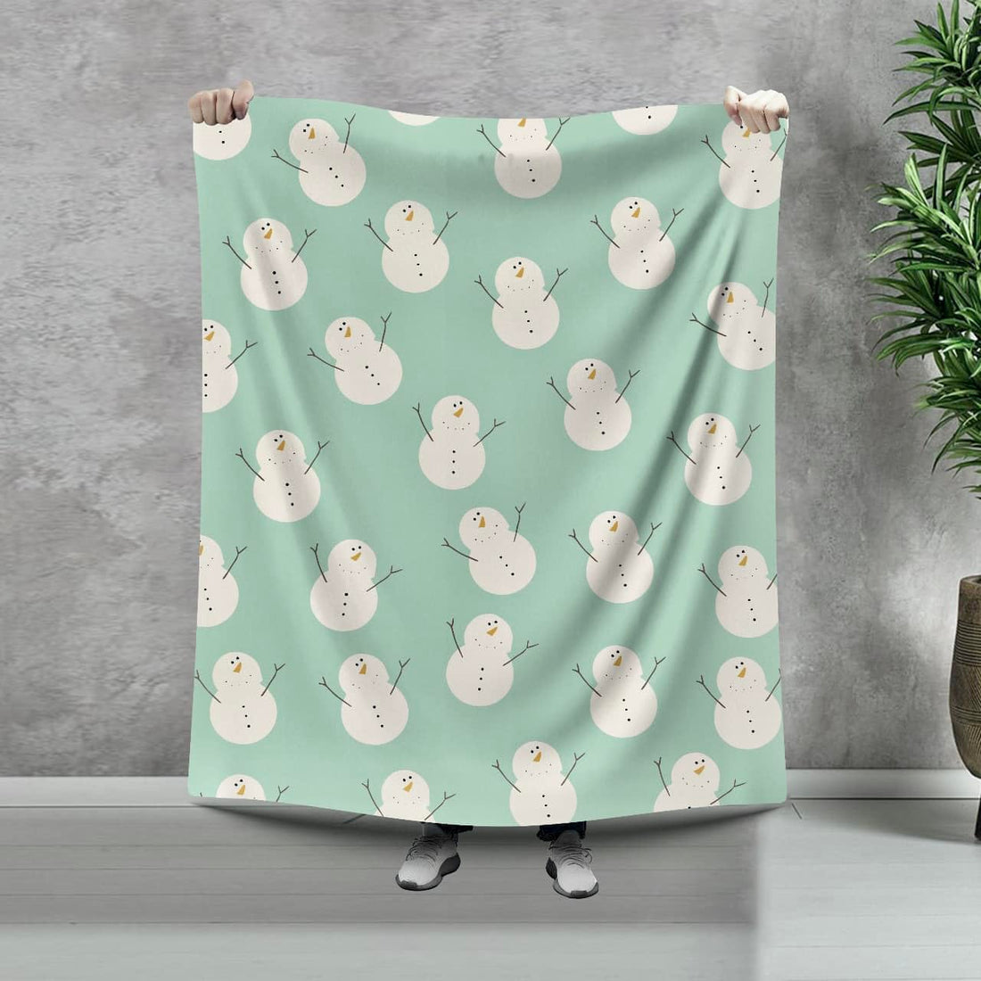 Cozy Winter Snowman Blanket - Soft Mint Green - Perfect for Winter Cold Nights, Holiday Decor and Gifting - Christmas Themed Fleece Blanket - 120x160 cm - Festive Patterns - Soft Warm Velvet Fabric.