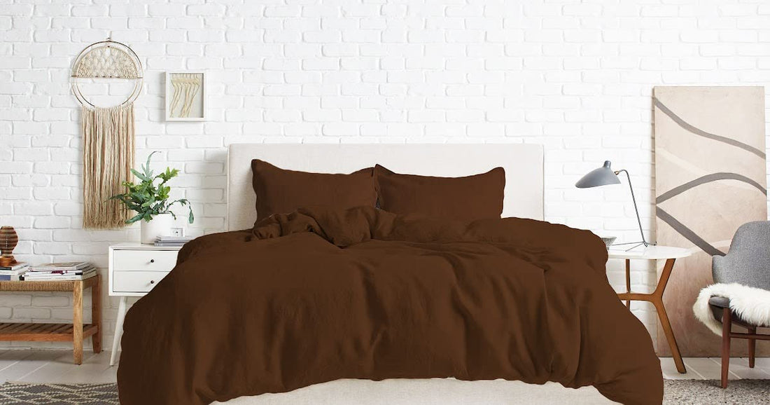 Tigers Trade Lines 3 Piece Solid Pattern Hotel Home Tourist Villages Duvet Set (Home Room 230 * 240cm, Brown)