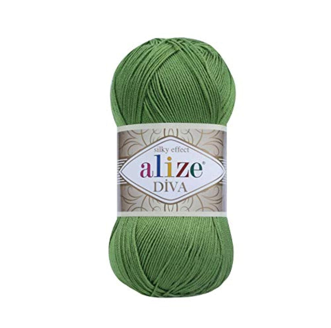 Threads (Green, No 210)