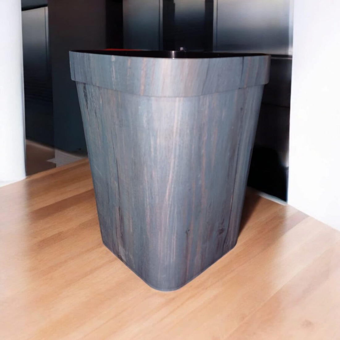 Square Trash Can Waste Basket: Waste Paper Basket Plastic Garbage Bin Wood Grain Pattern Wastebasket for Home Office Bedroom, Baby blue wood effect