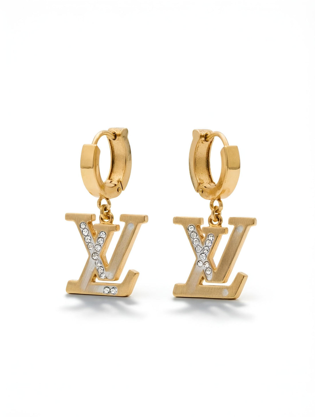 Women's Earrings - Elegant stainless steel earrings designed to enhance elegance and self-confidence, suitable for all women and young girls who want durable, shiny, and trendy jewelry.