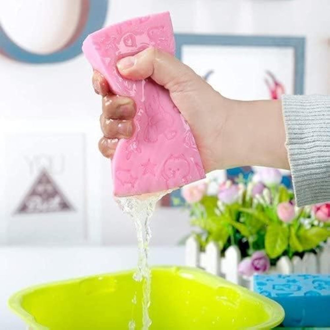 Magic bath sponge to remove dead skin, exfoliate and massage the body. Dead Skin Sponge Remover for Adult, Baby, Pregnant Women (Pink)