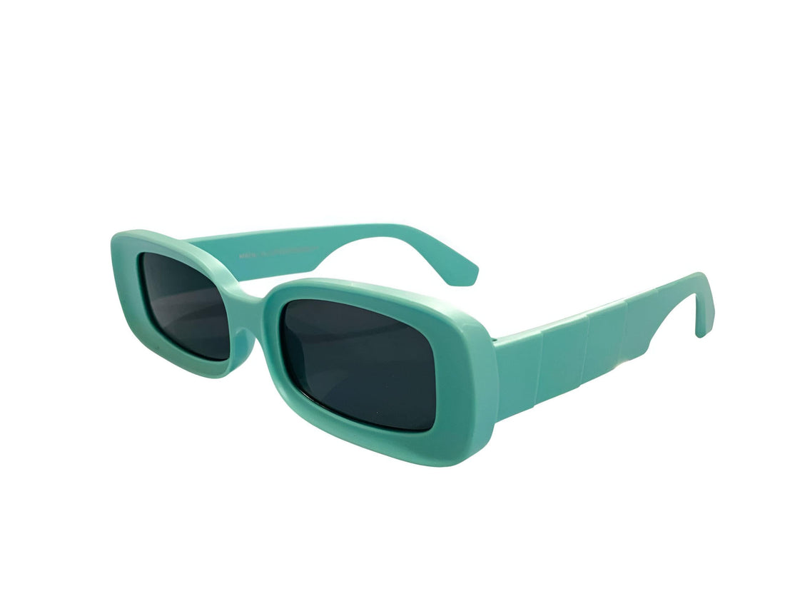 Trendy Sunglasses - Sleek Men's Eyewear for a Modern, Chic Look Outdoors