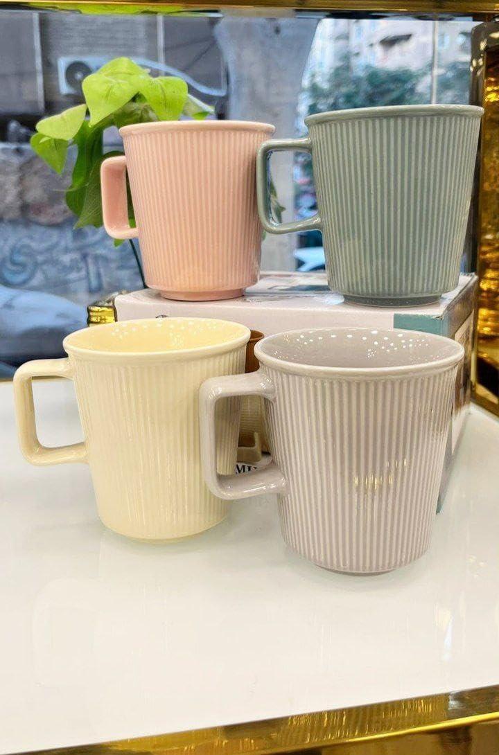 Dishwasher Safe Mugs - Treat yourself to these happy floral porcelain coffee mugs with a yellow‑green dipped base, designed for easy dishwasher cleaning, perfect for coffee rituals. (3Model)