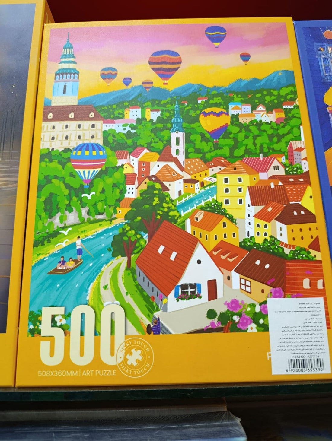 Art Puzzle, European Village with Hot Air Balloons, 508x360mm, 500 Pieces