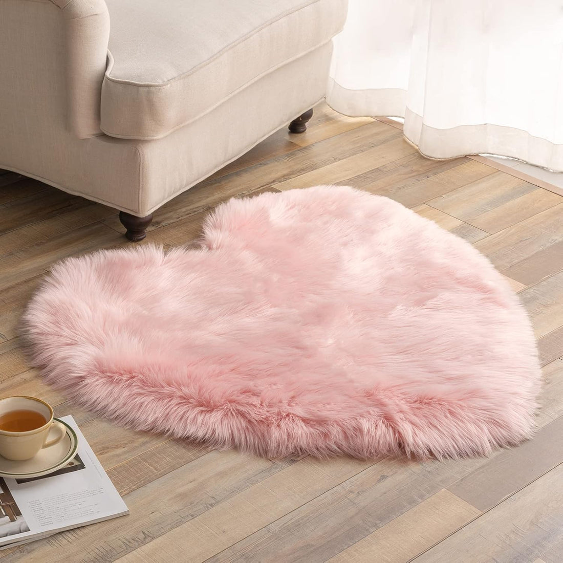 Heart Shaped Area Rug 3 x 3 Feet, Faux Sheepskin Fur Rug Fluffy Shaggy Rug, Light Pink Soft Plush Decorative Machine Washable Carpets for Bedroom Living Room and Sofa