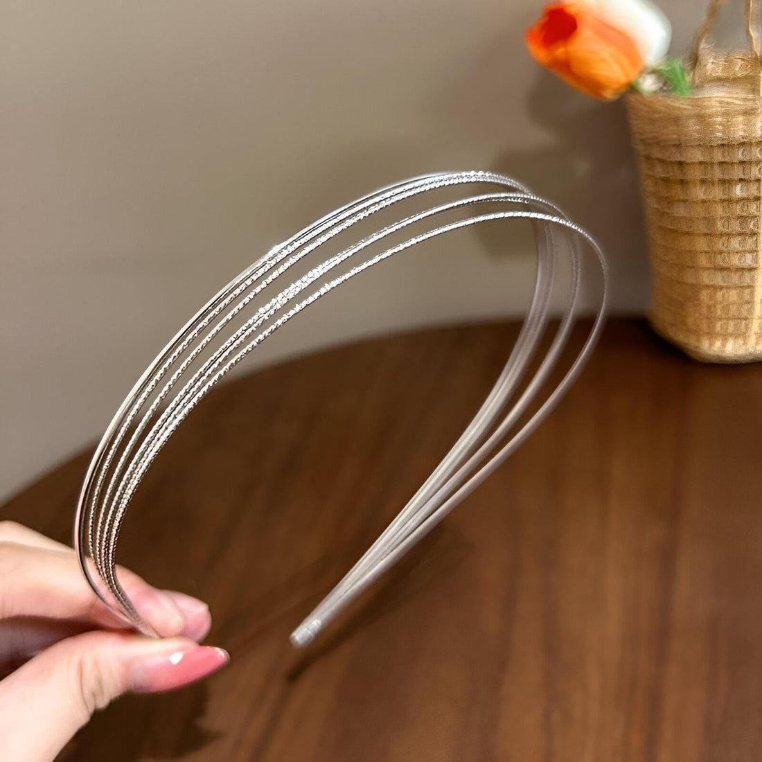 Metal Hairbands - Silver and Gold Multi-Layered Thin Headbands, Elegant and Fashionable Hair Accessories for Women and Girls, Suitable for Party, Office, or Casual Looks (Model No.1 silver, 1PCS)