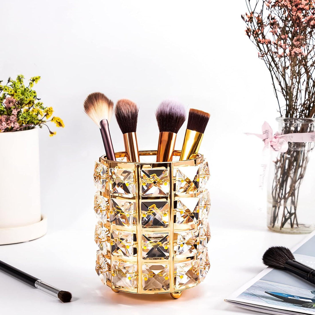 Crystal Clear Makeup Brush Organizer, Stylish Cosmetic Storage for Vanity Table, Gold Plated Pencil Cup for Elegant Desk Decoration Cutout
