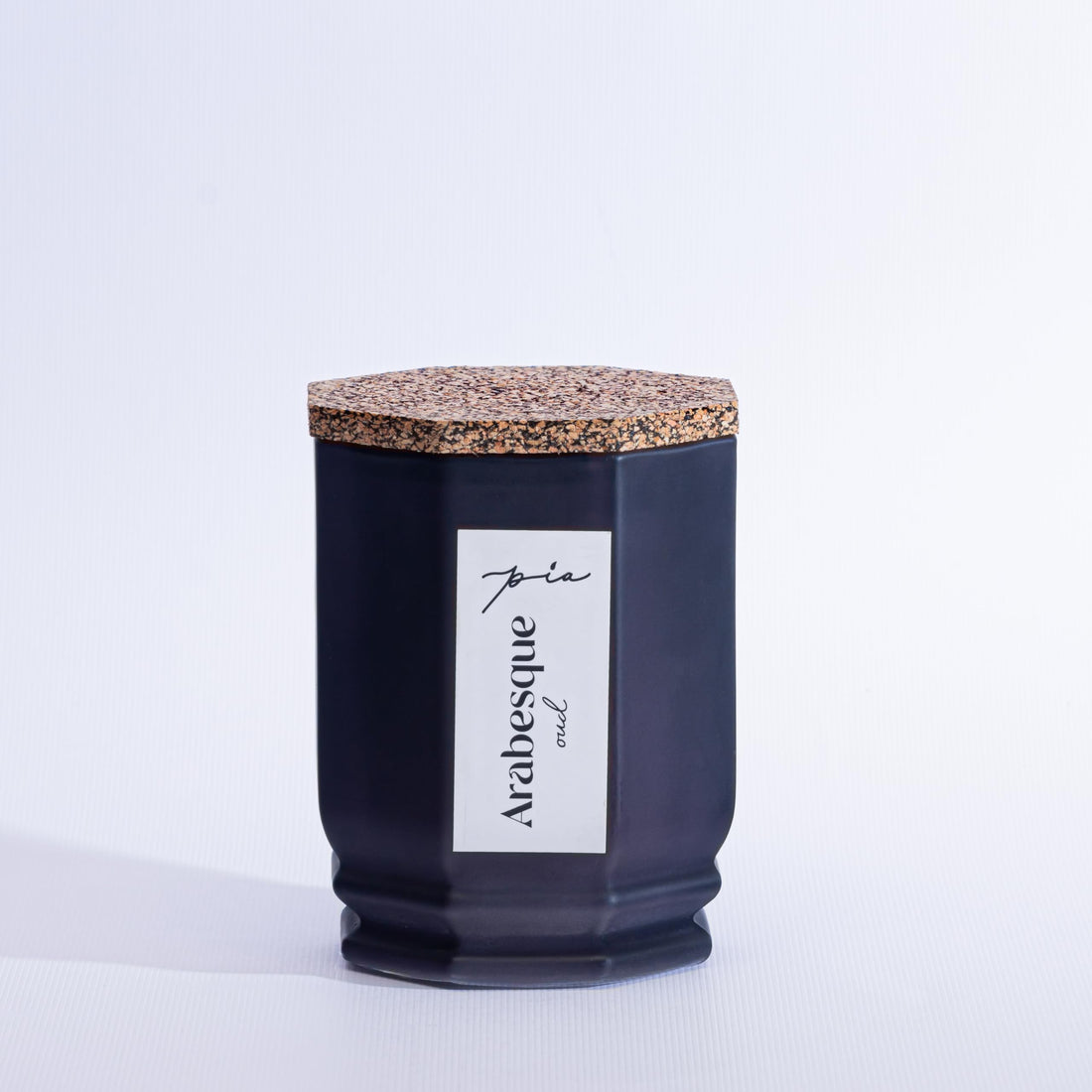 Pia Scented Candle 100% Soy Wax | Long-lasting Fragrance | Hande Made | 2 Wicks | Luxury Glass | 240g 8.5 OZ 38 Hour Burn Time (240g, Oud)