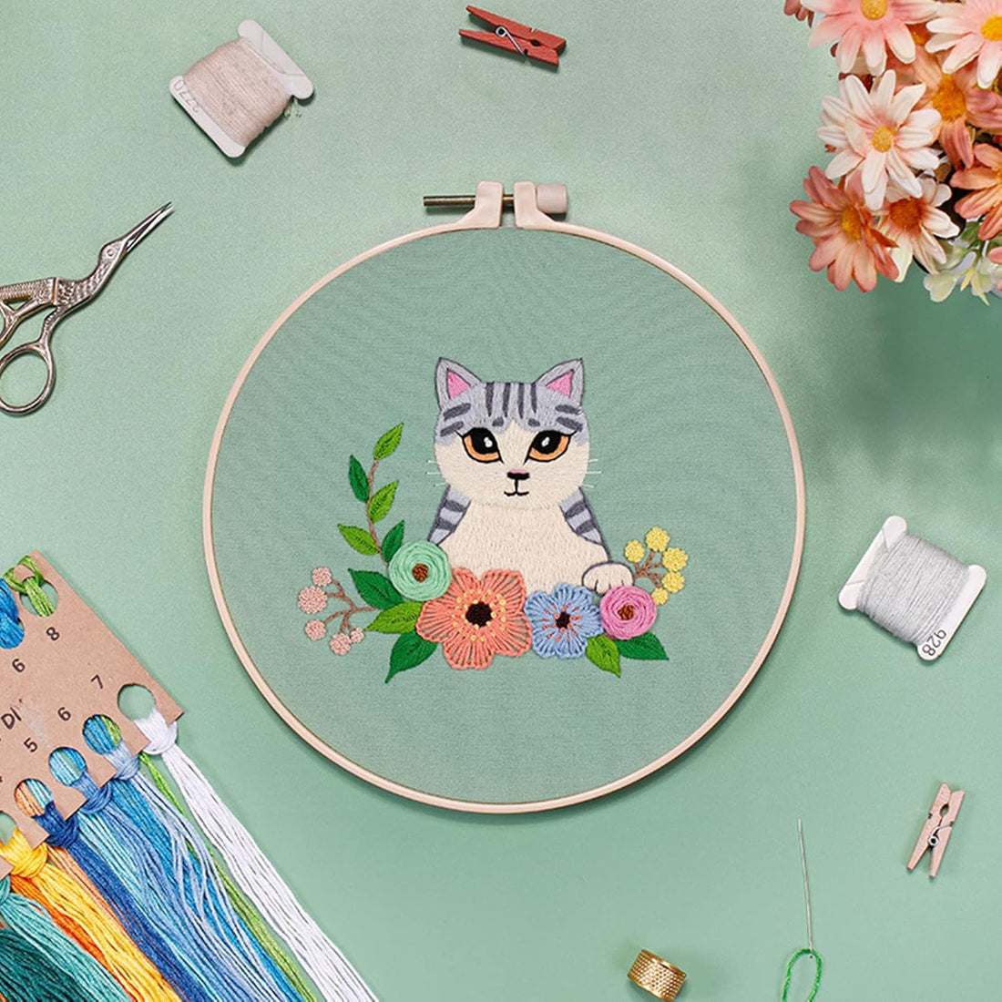 Embroidery Kit for Beginners, Orange Flower Pattern, Embroidery Kit for Craft Lover Handy Stitch Including Stamped Embroidery Cloth, Embroidery Hoops, Color Threads and Tools CX0619