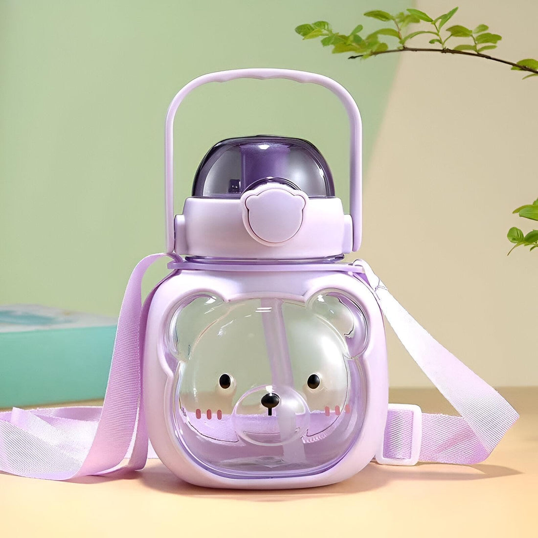 Adorable Teddy Bear Shaped Water Bottle Designed for Kids, Features Ergonomic Handle and Carrying Strap, Capable of Holding Up to 500ml of Liquid for Hydration on the Go