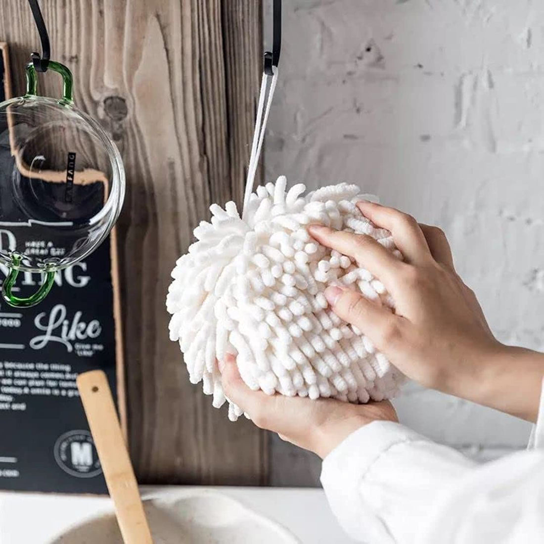 Quick Drying/Absorbent Microfiber Hand Towel/Hook Ball - (Multicolour)