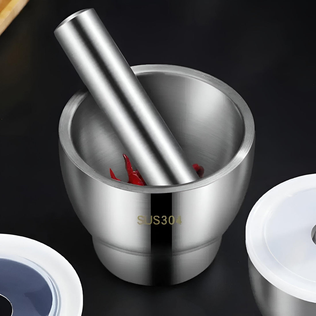 Spice Grinder - Versatile kitchen tool made from high-quality SUS304 stainless steel; ideal for creating fresh herbs, flavorful seasonings, and smooth guacamole mixtures.