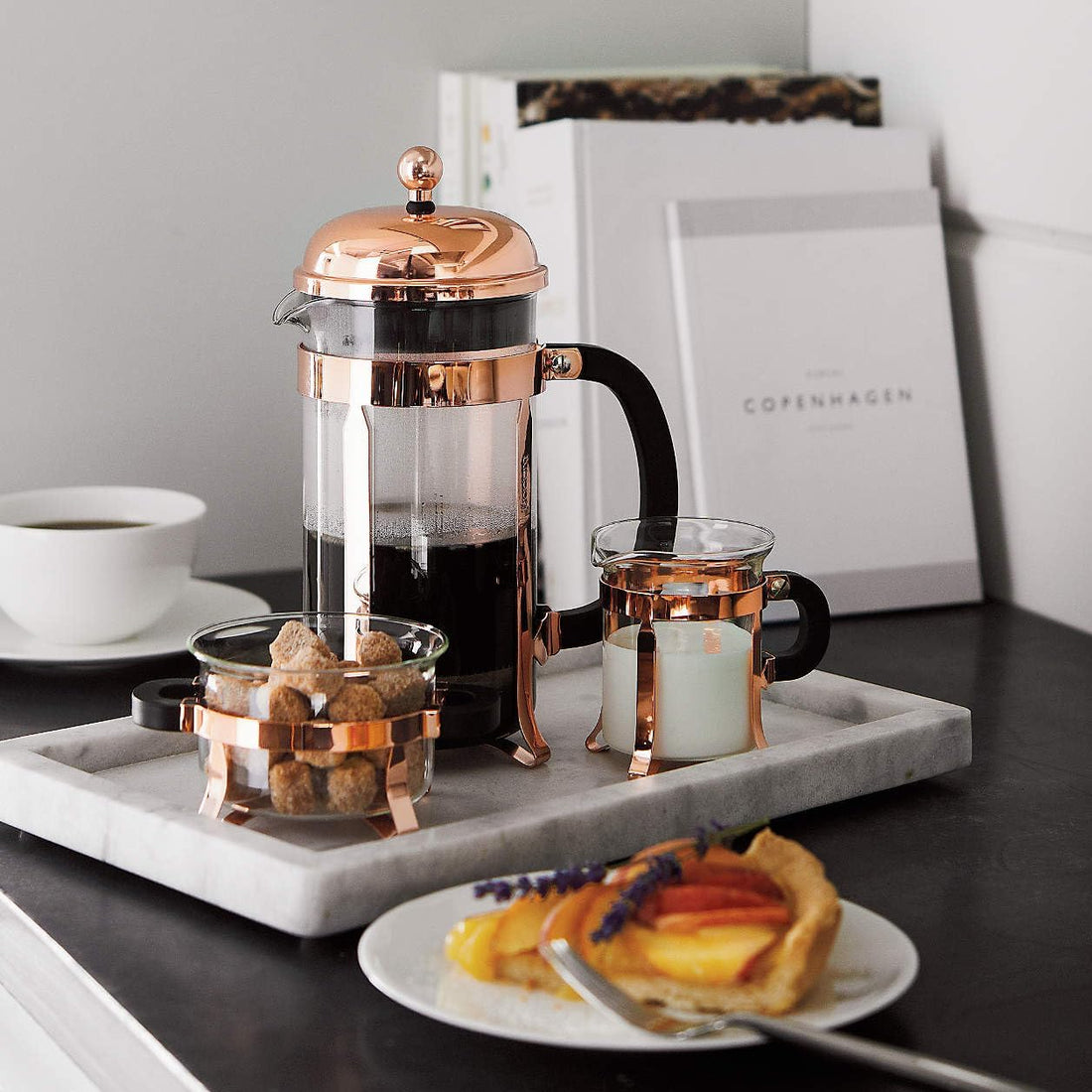 600ml Copper French Press Coffee and Tea Maker with Stainless Steel Mesh Filter Elegant Design for Home and Office Brewing Experience