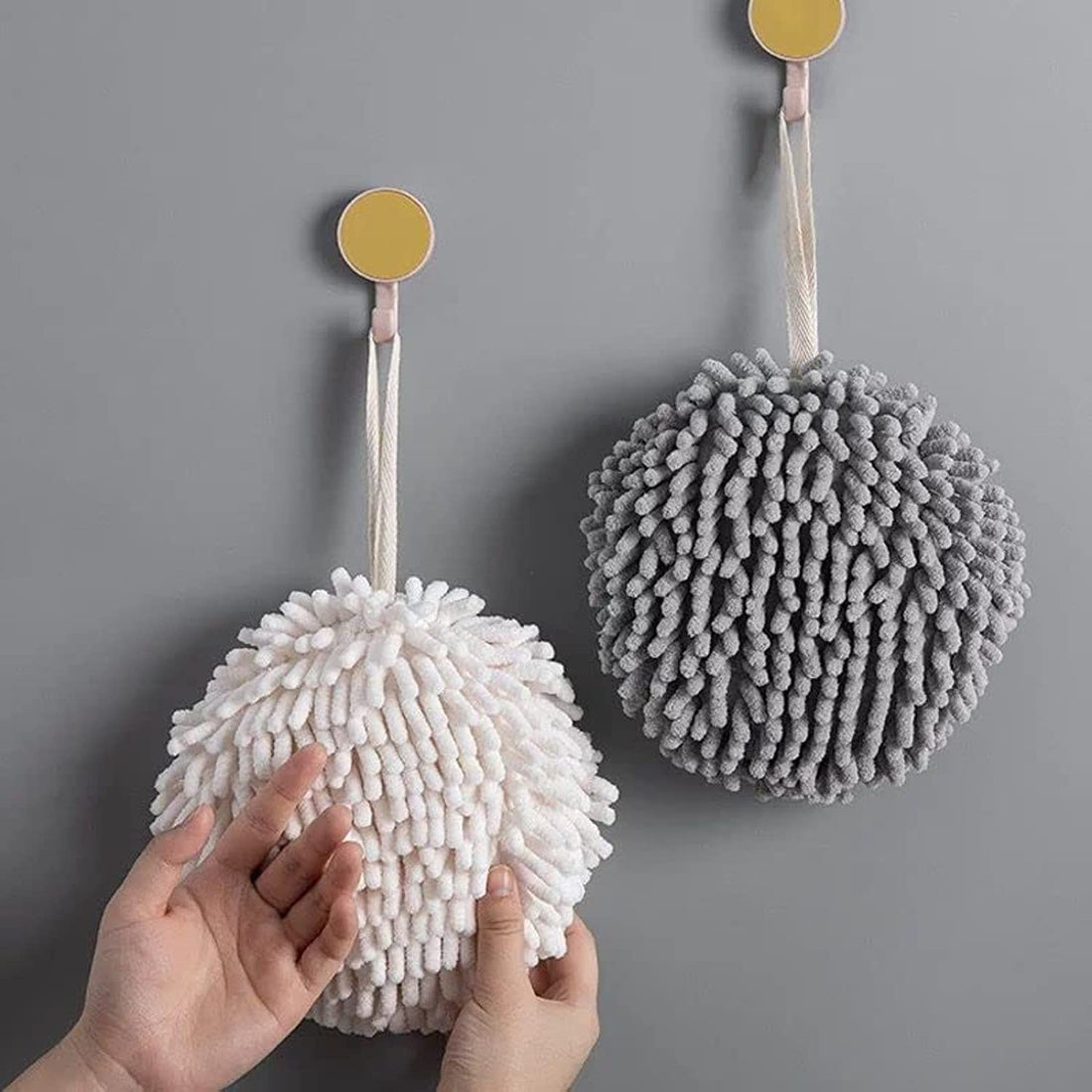 Microfiber Kitchen with Hanging Ring Soft Absorbent Ball Hand Towel (Multicolor)