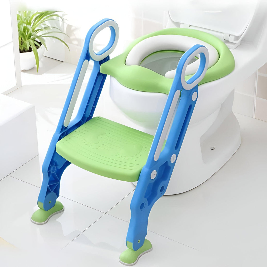 NON-SLIP TOILET SEAT - Ensure your child's safety with the non-slip toilet seat, designed with wide pedal and double handrails, making it easy for them to use the toilet independently and confidently.