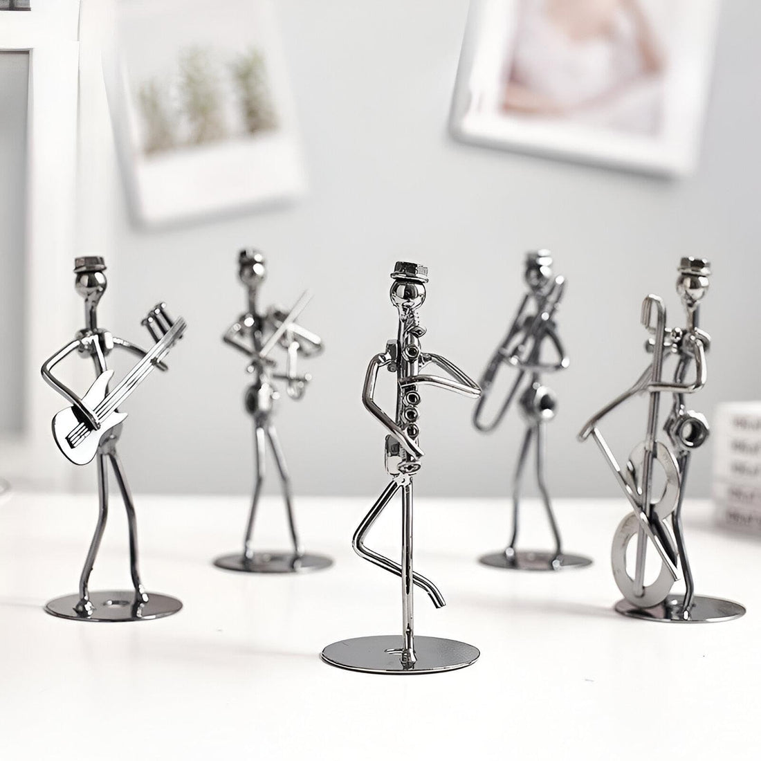 Music Sculpture - Unique Golden Guitar Decoration, Perfect for Enhancing Your Living Space, Ideal for Music Rooms, Offices, or as a Thoughtful Gift for Friends (Model B - 5PCS)