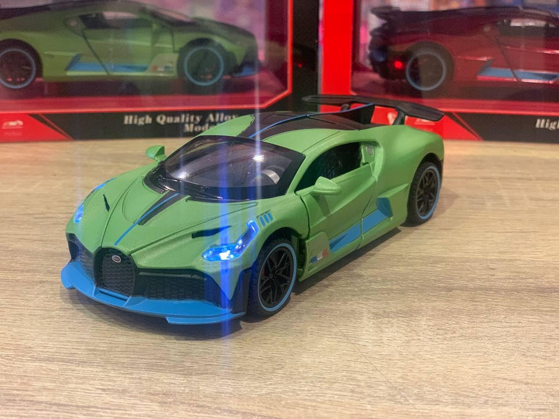 Luxury Sports Car Model, Green, with Blue LED Light, 1:32 Scale, Metal Diecast, Fashion Design
