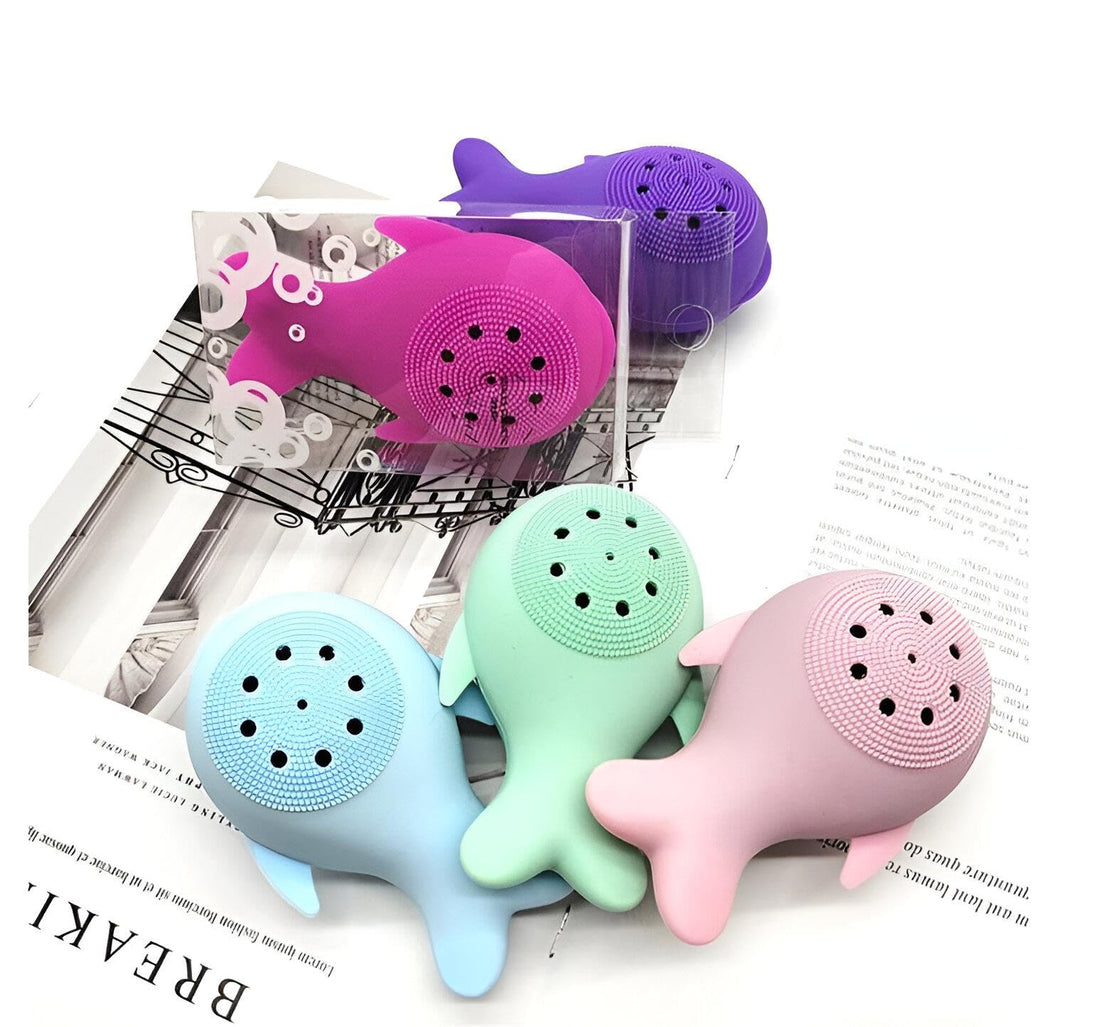 Silicone Brush - Deep Cleansing Whale-Shaped Face Massager and Gentle Exfoliator with Soft Bristles for Everyday Washing and Radiant Skin, Ideal for Sensitive Complexions (5 piece of the color shown)