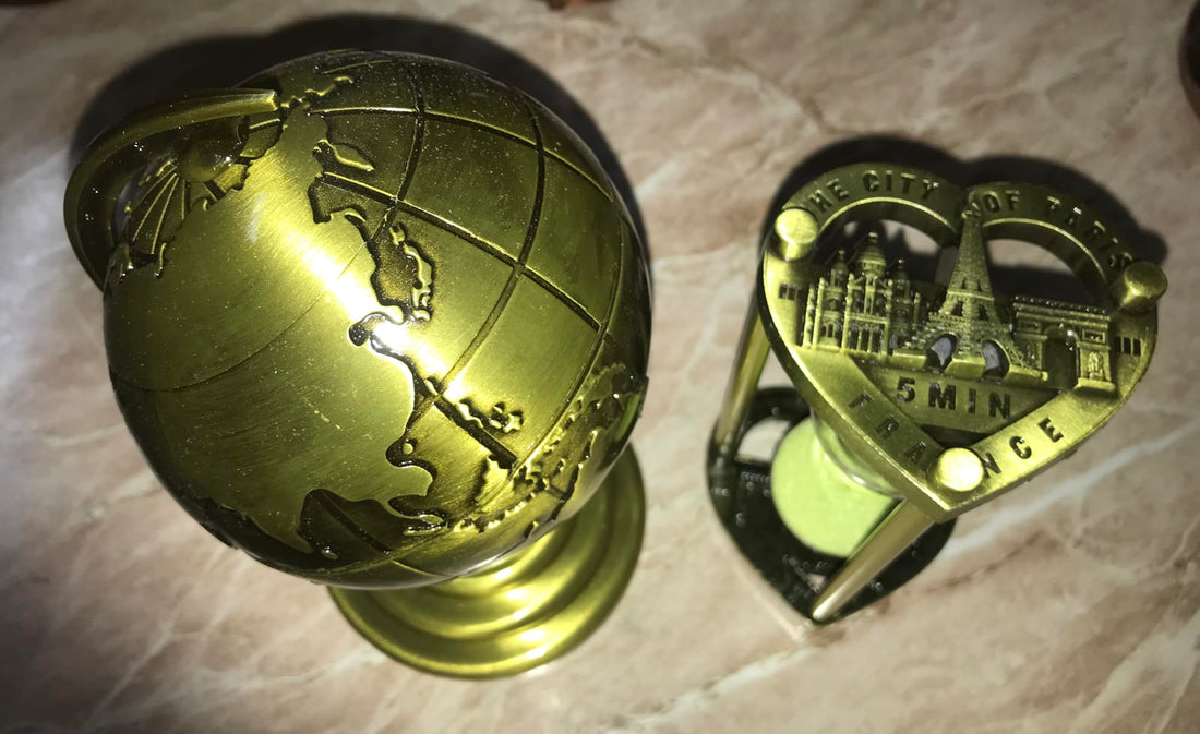 Global Map Metal Sandglass 5 Minutes
