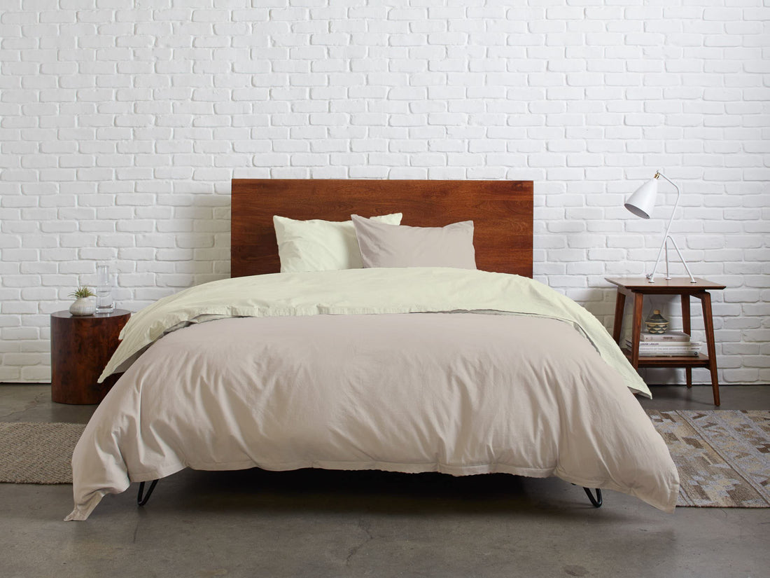 Tigers Trade Lines Quilt cover set from Mix Catalogue - Cotton - 3 pieces - for main rooms and youth rooms (Off White - Cafe, for single bed size 120cm (Youth))