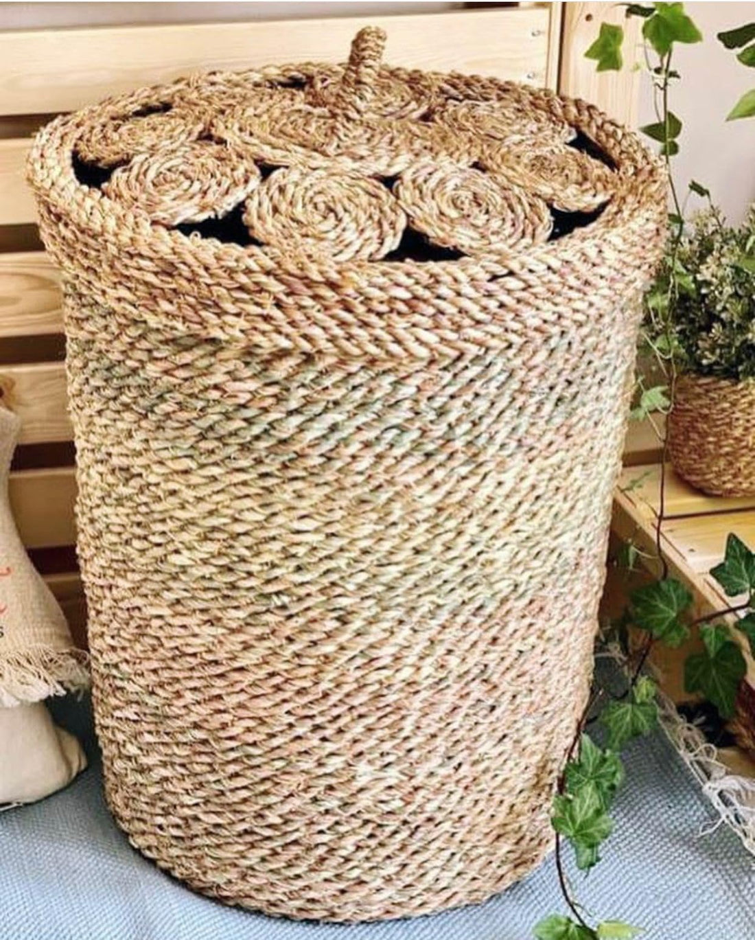Egyptian Handmade Halfa Laundry Basket with Lid, Beige
