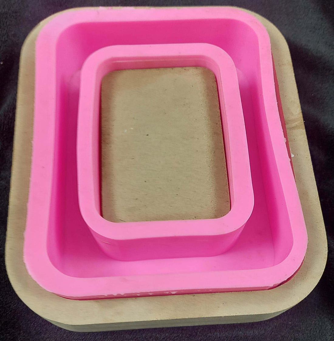 Silicone Vase Mold Hollow Vase Mold with Hole for Resin Concrete Glass Tube with Wood Incubator to Ensure Regular Shape