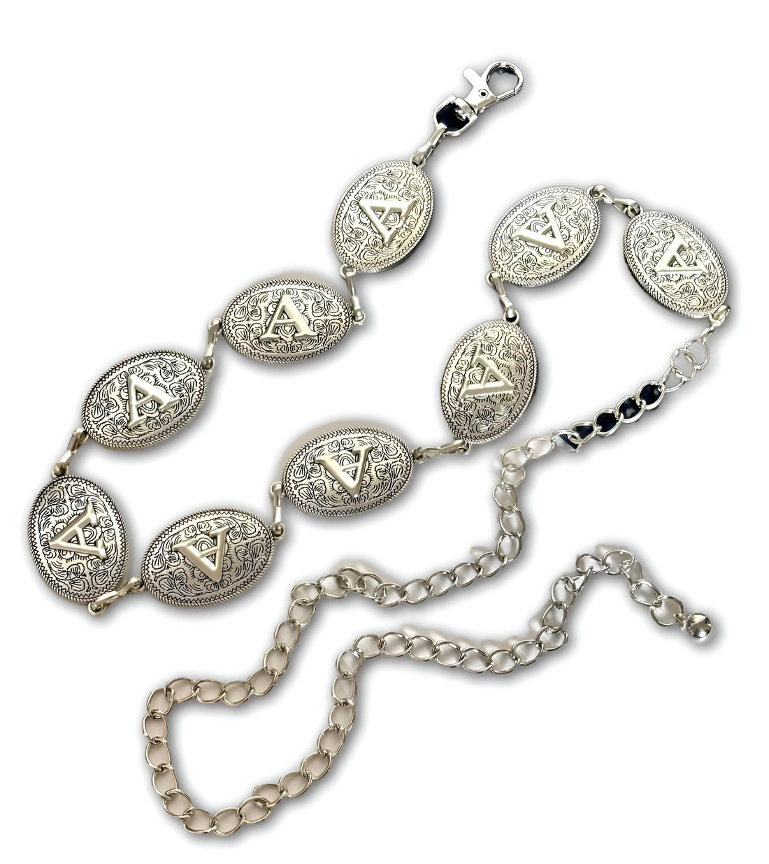 Belt Chain-A modern belt with a luxurious Concho design Made for modern women who seek excellence and elegance, it easily matches any dress