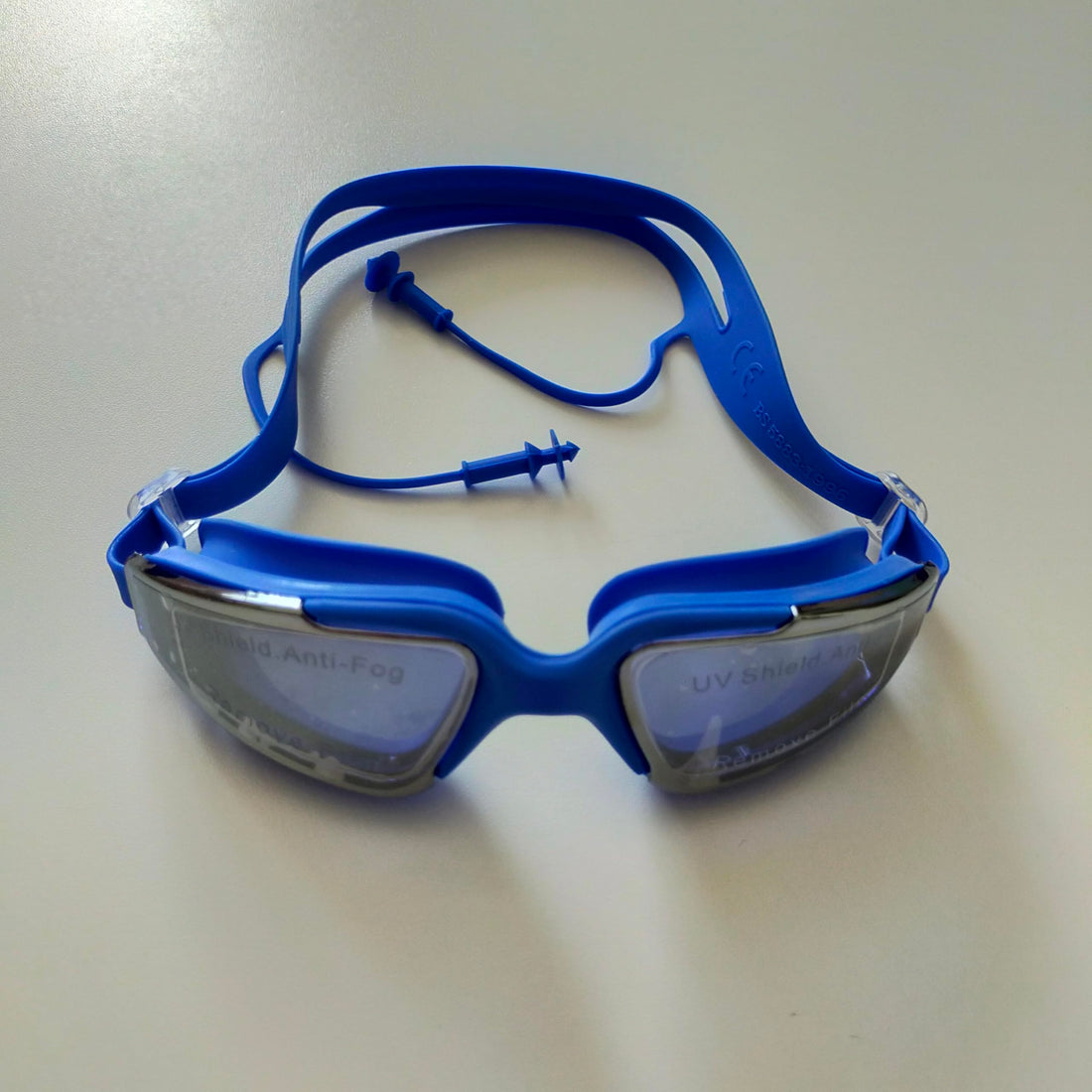 Speedo Swim Goggles Anti-Fog Leakproof UV Protection Women Men Adult Youth Kids Wide Swim Goggles with Adjustable Strap with ears plugs