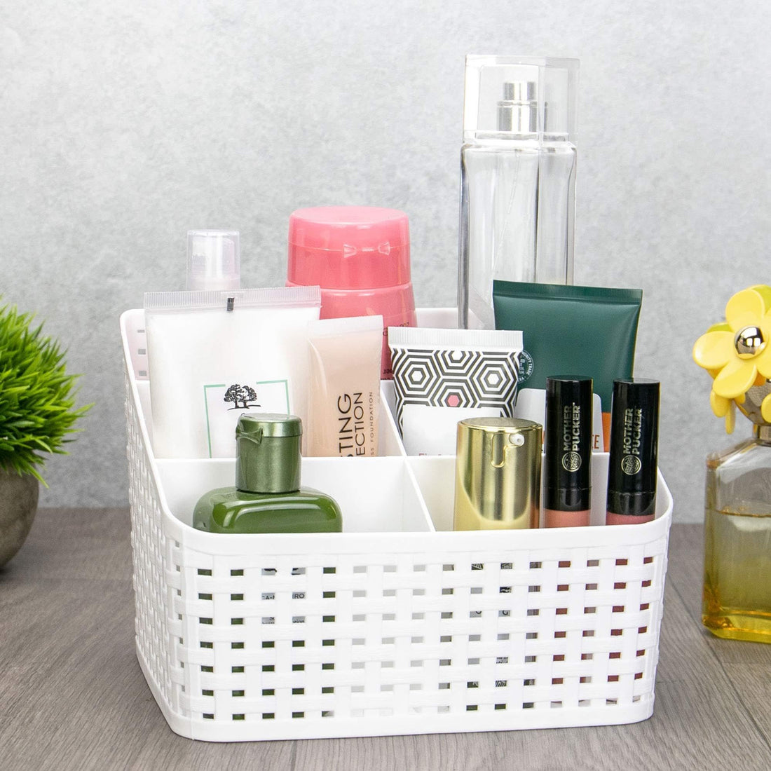 PrimeShop Plastic Desk Organizer Box, Cosmetic Storage Basket, Bathroom Storage Basket, Multi-Compartment, White, 5 Compartments, 19x14x14 cm