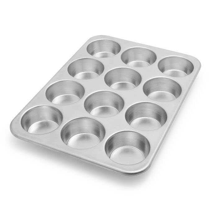 12-Cavity Aluminum Cupcake Baking Pan for Cupcake Muffin Making